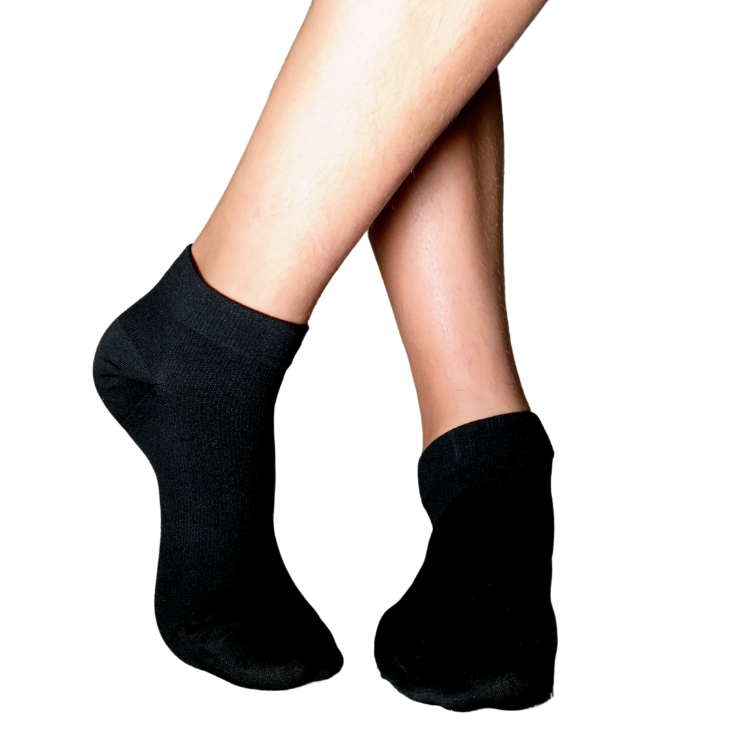 YoU® Black Bamboo Ankle Socks • Travel &amp; Sport 15-20 mmHg Compression